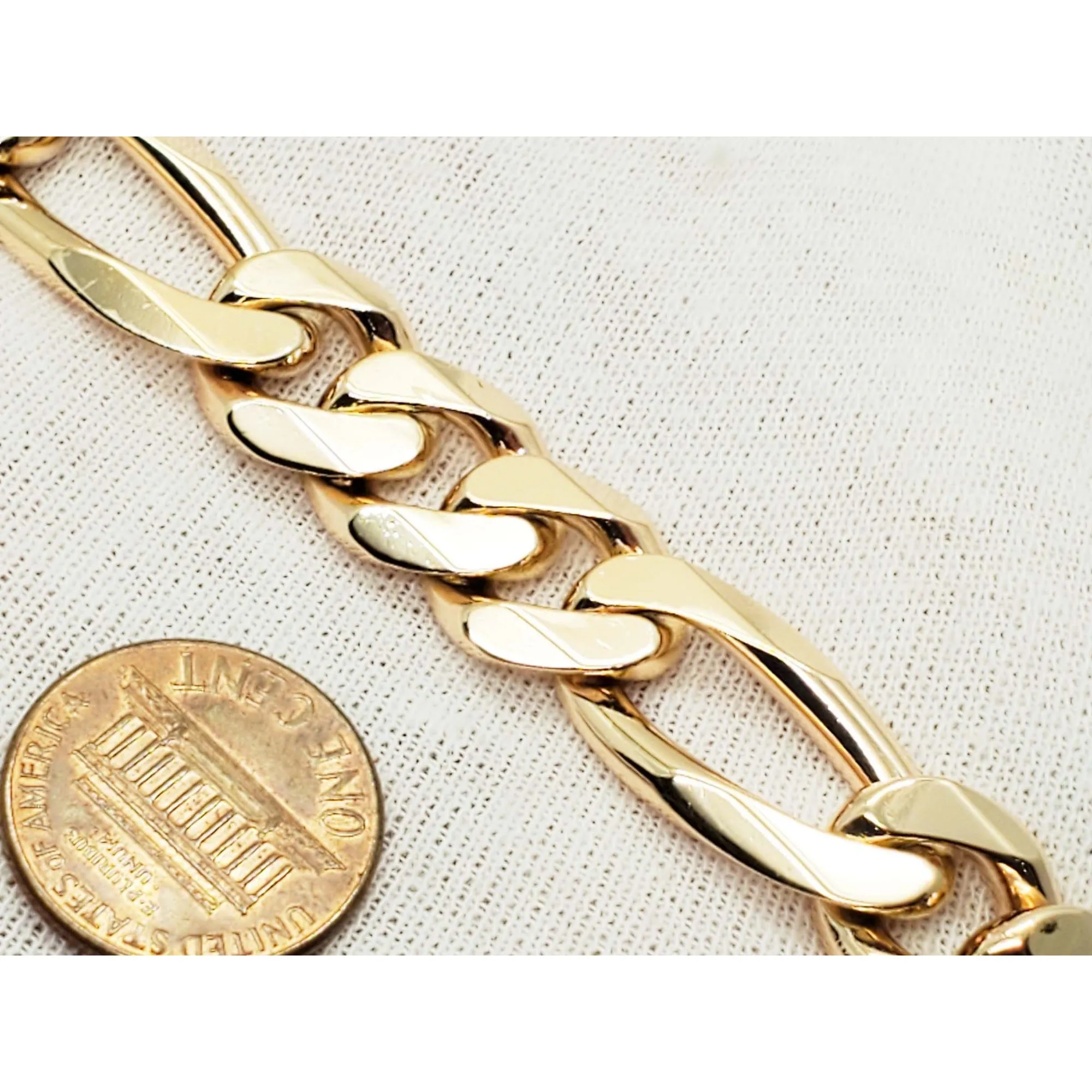 12.5mm Wide Figaro Style Link Bracelet 14k Gold