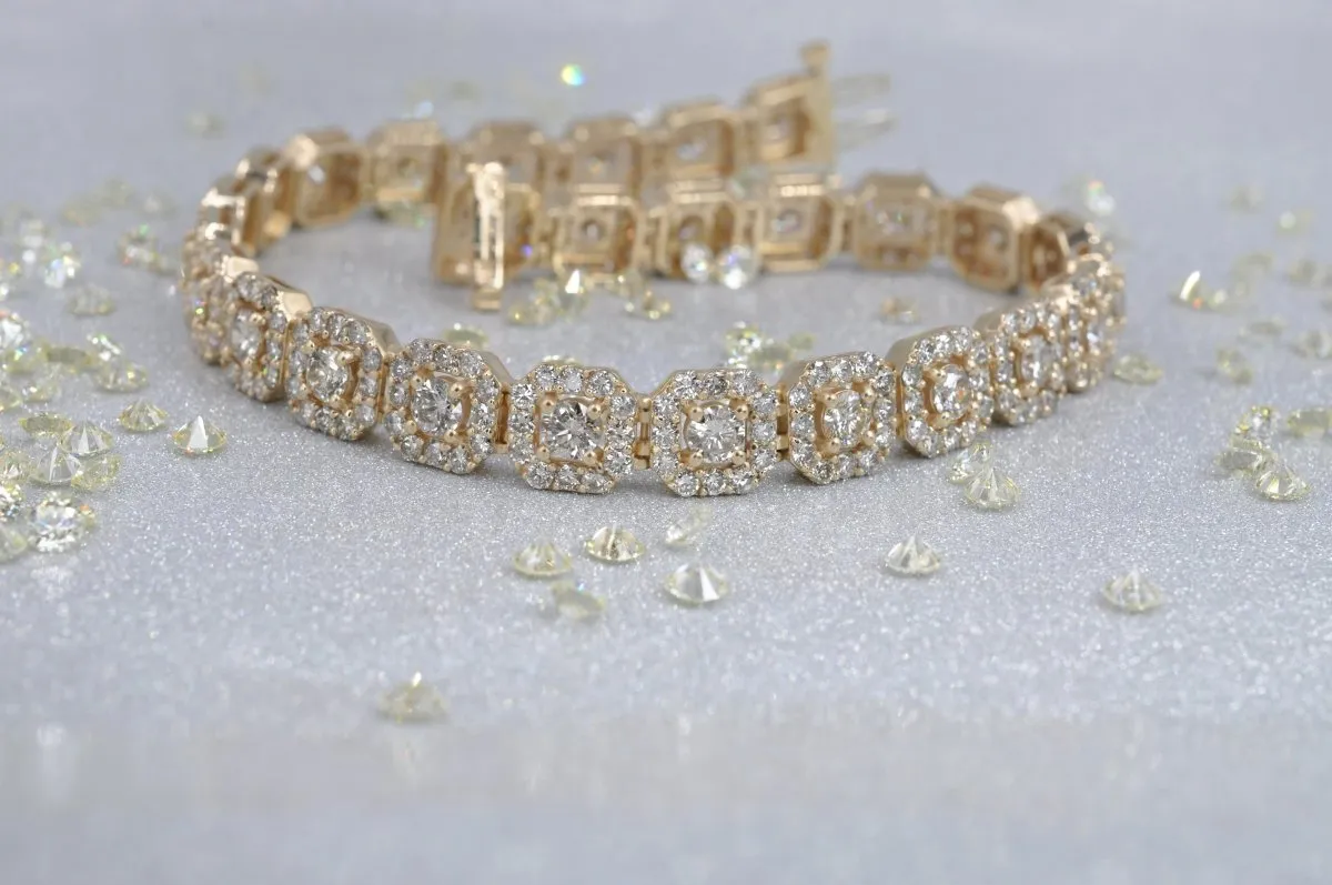 13.50-13.50 CT Round Cut Diamonds - Diamond Bracelet