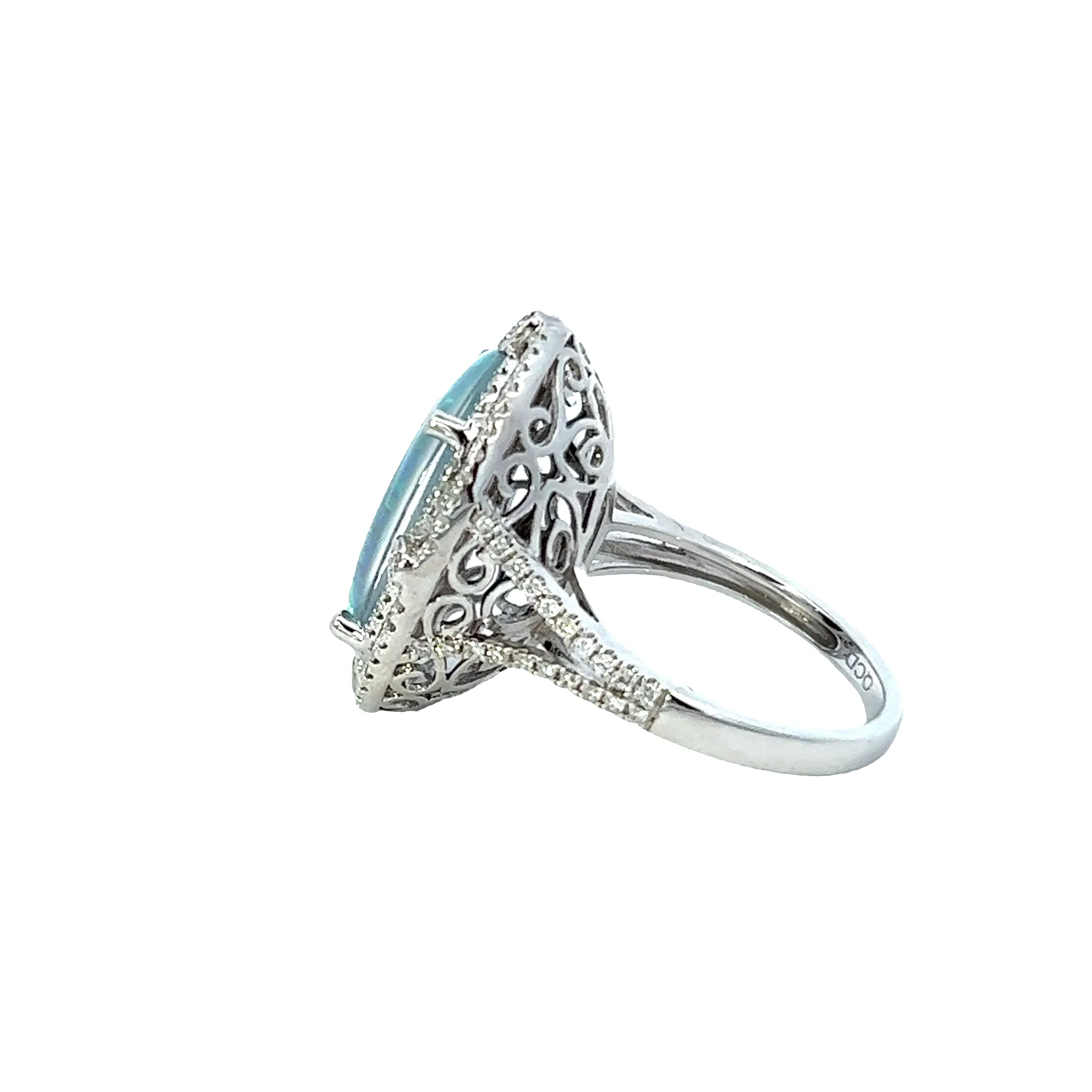 14KT White Gold And Round Cut Diamond Oval Opal Ring