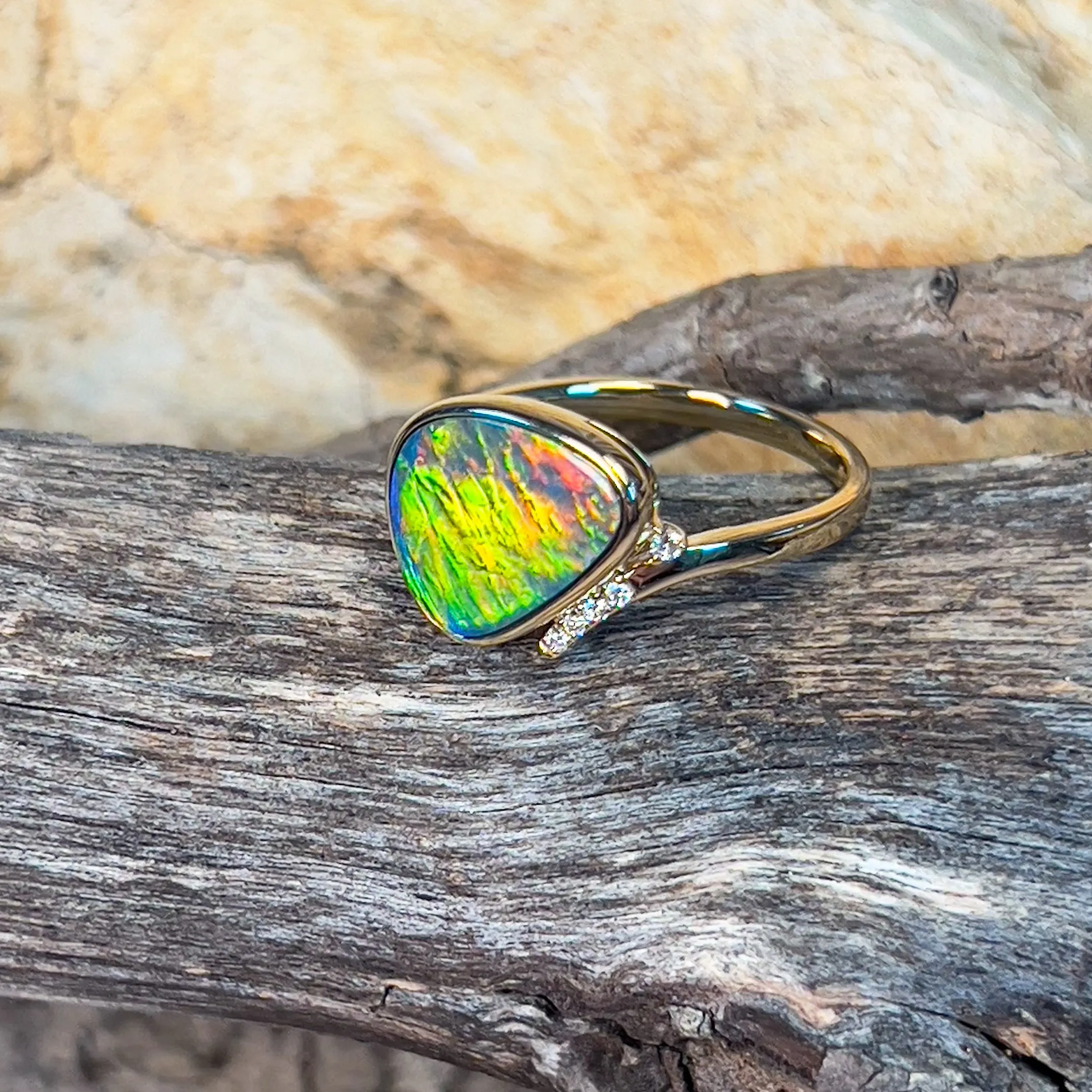 14kt Yellow Gold Fire Opal doublet 1.98ct and diamond ring