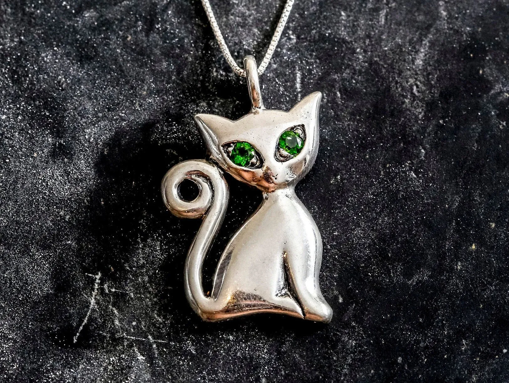 Cat Pendant - Chrome Diopside Necklace - Cat Lover Necklace