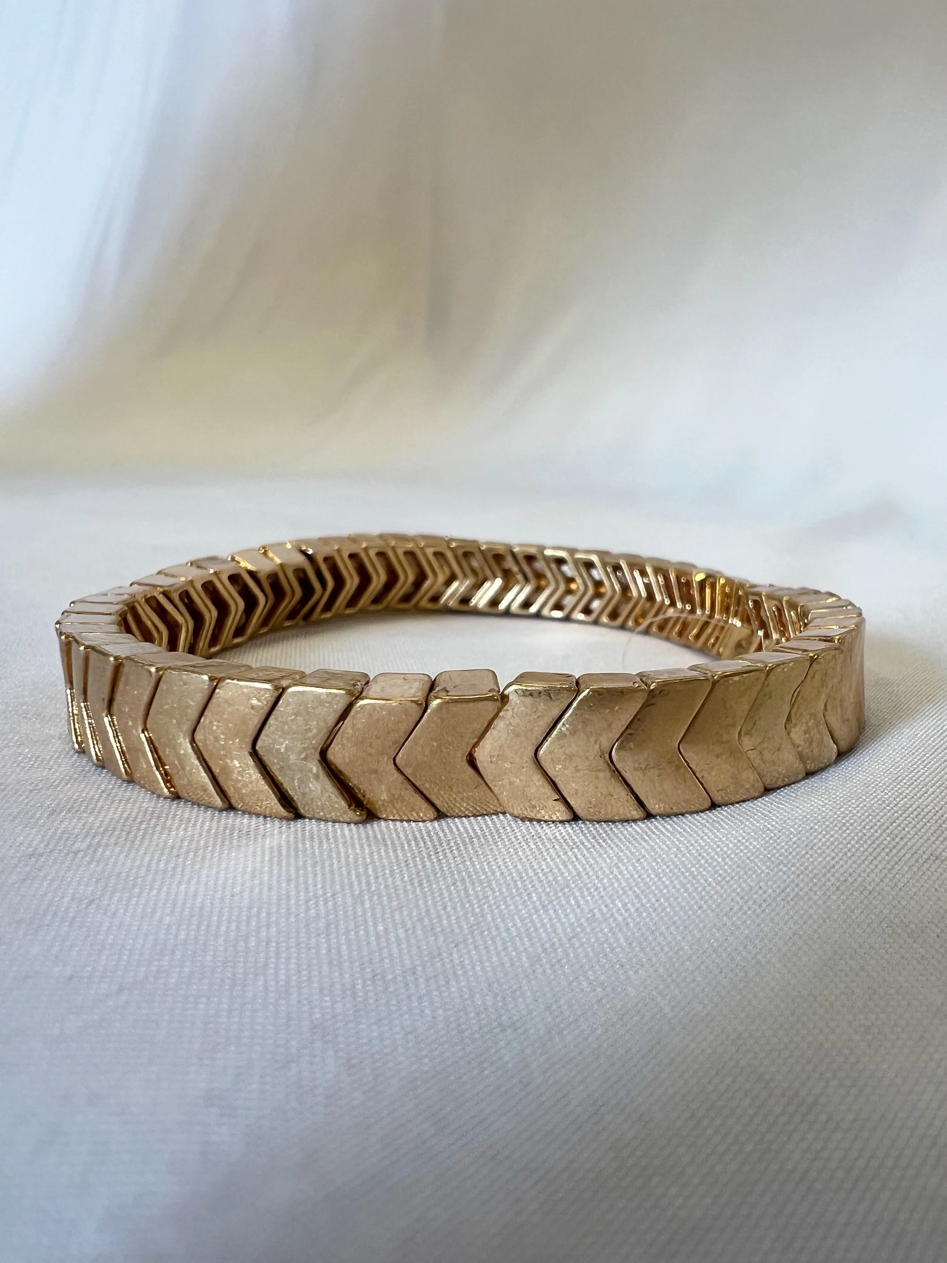 Chevron Bracelet - Gold