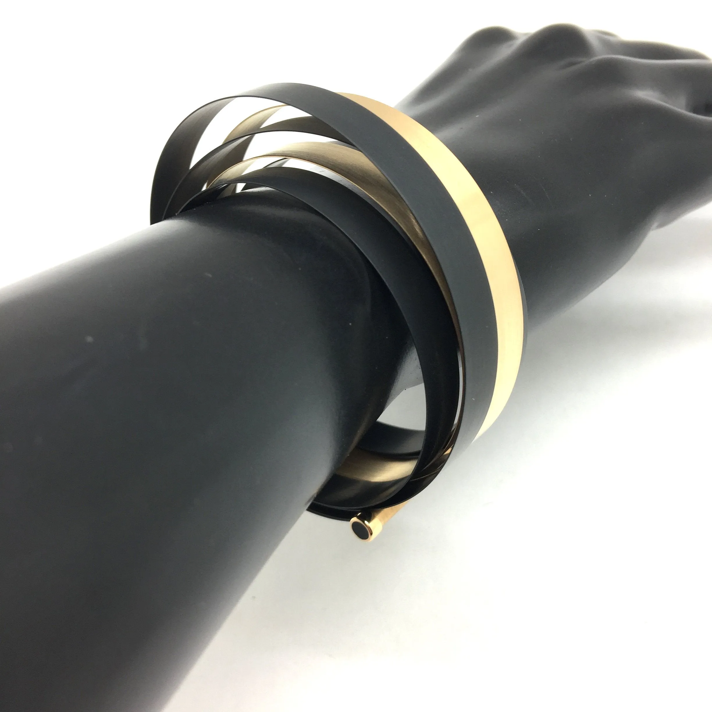 Coil Bracelet - Oxi/Gold