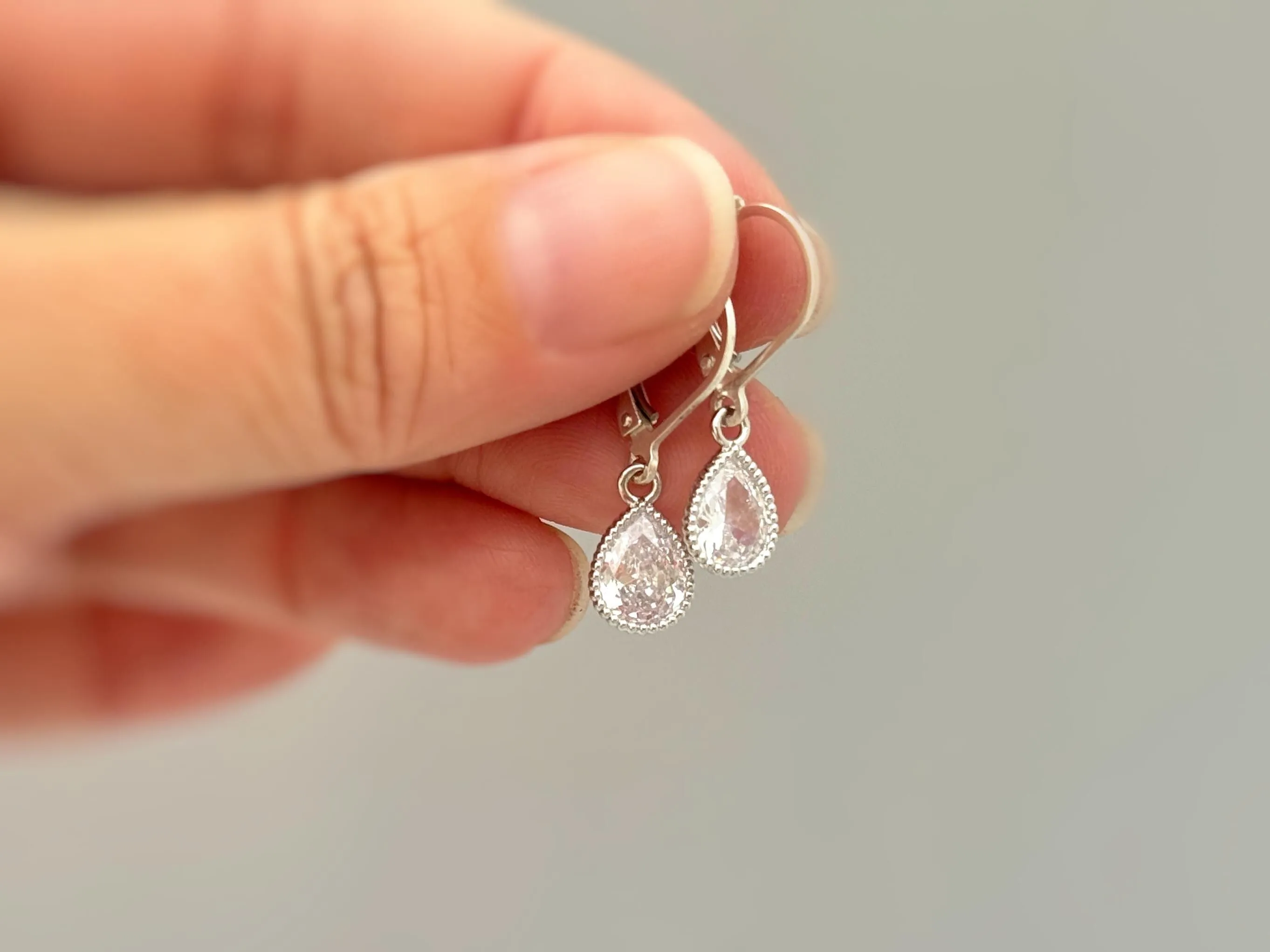 Dainty Tear Drop Crystal Earrings dangle 14k gold