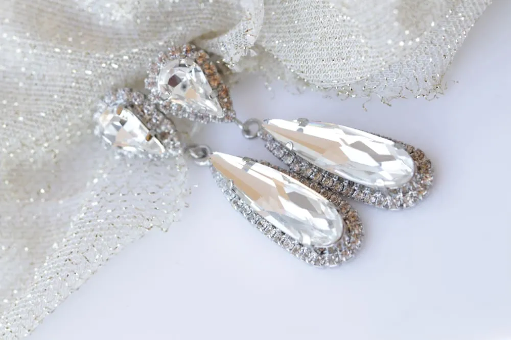 DIAMOND CRYSTAL EARRINGS