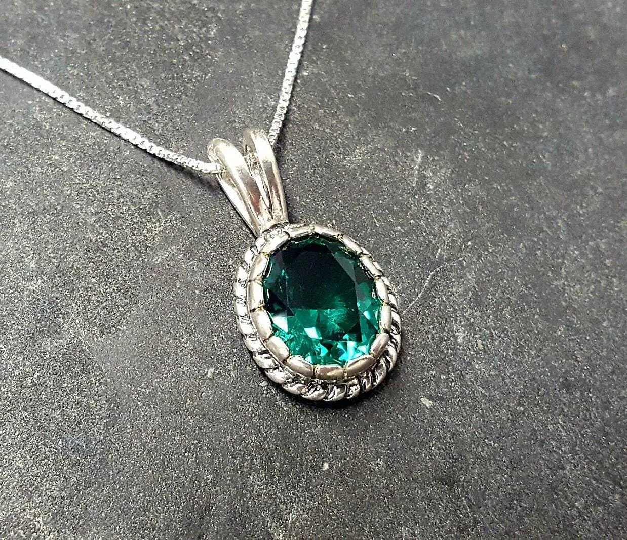 Emerald Vintage Necklace - Green Solitaire Pendant - Oval Emerald Necklace