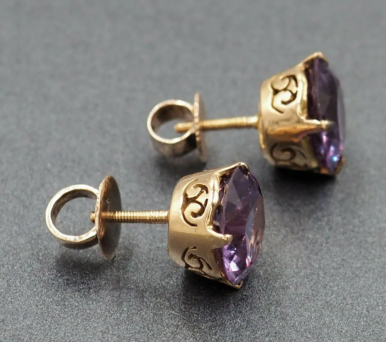 Handmade Colour Changing Sapphire 9ct Yellow Gold Stud Earrings