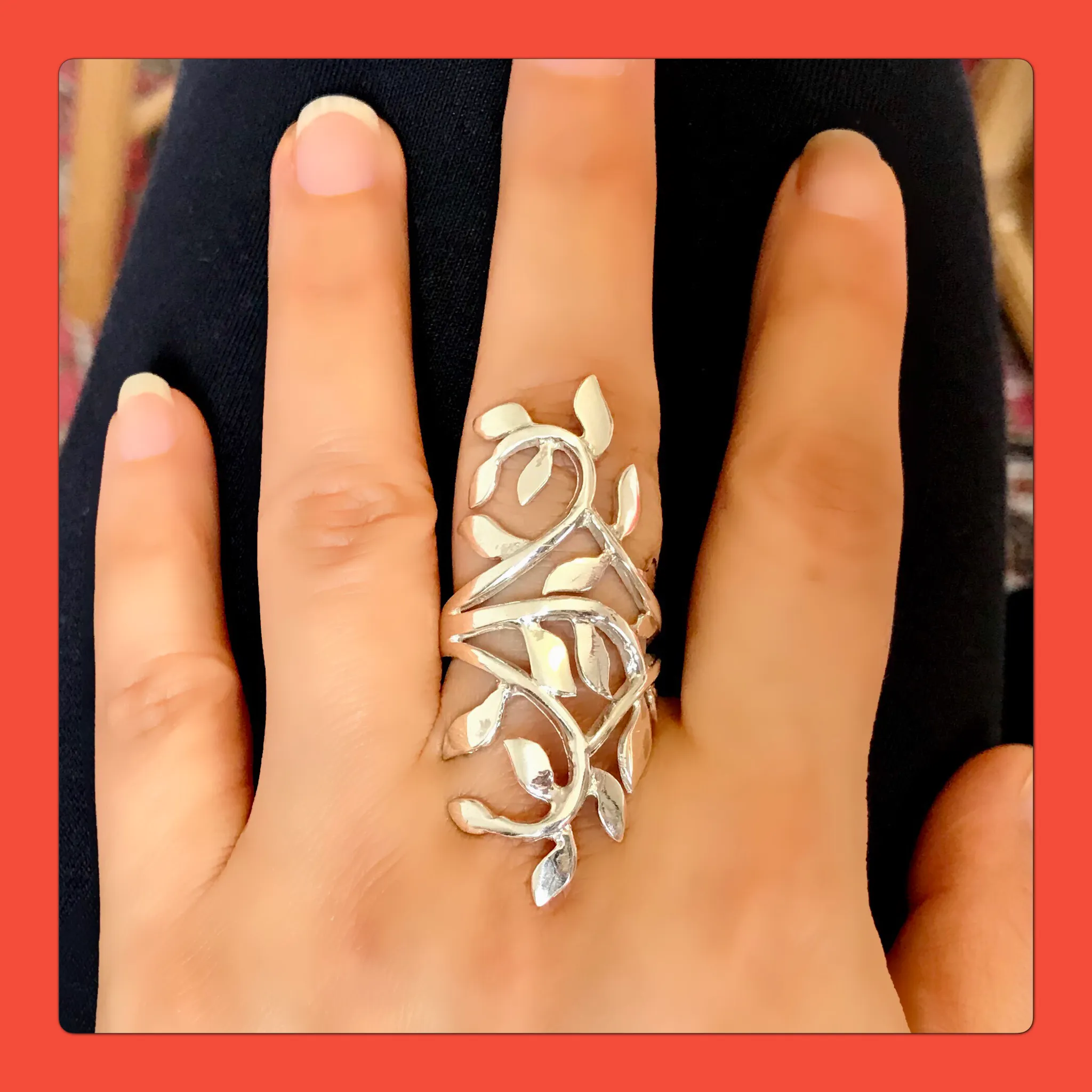 Long Leaves Ring