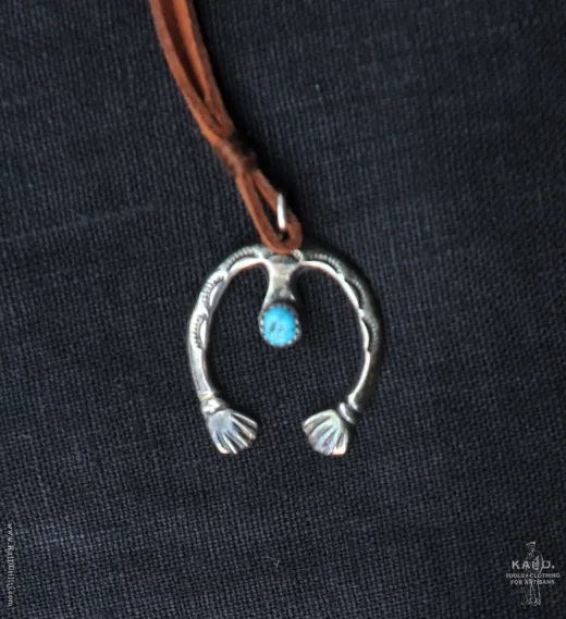 Navajo Naja Pendant