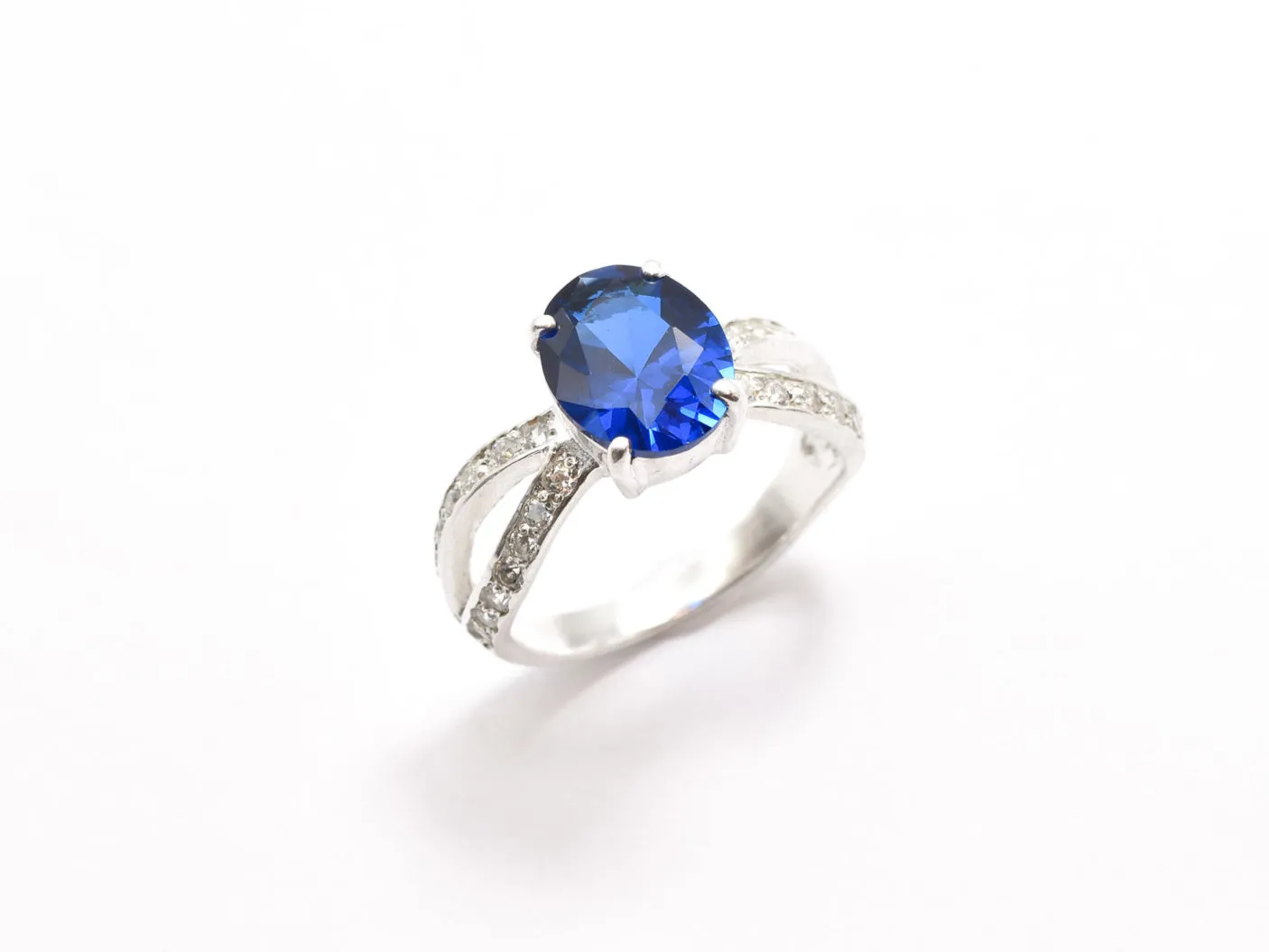 Sapphire Vintage Ring - Blue Promise Ring - Split Pave Band