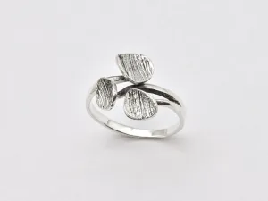 Silver Leaf Ring - Textured Silver Ring, Statement Leaf Band, Silver Vine Ring