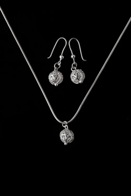 Silver Linings "Beads" Silver Filigree Handmade Pendant Set