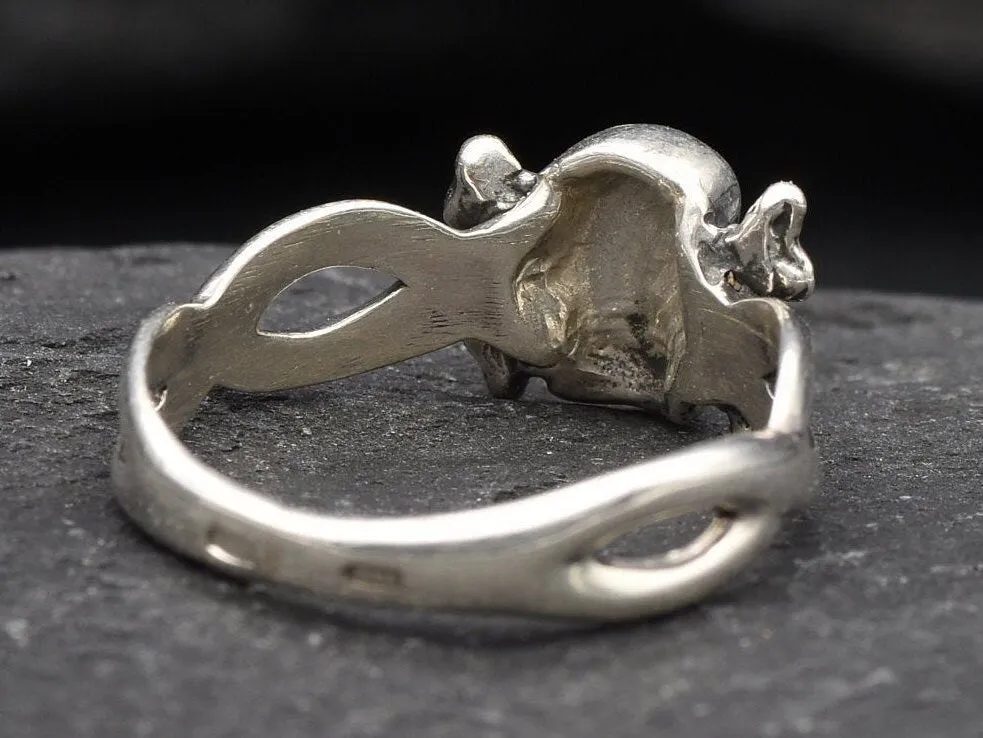 Silver Skull Ring - Gothic Silver Ring - Vintage Skull Ring