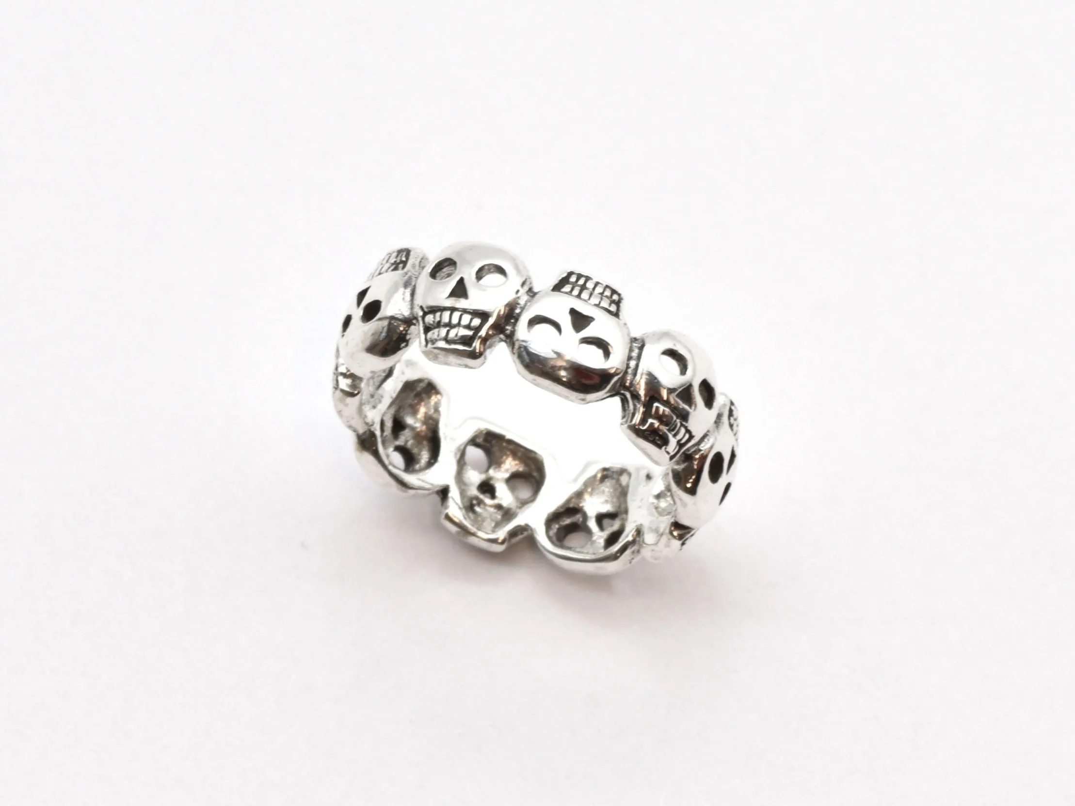 Silver Skull Ring - Skulls Eternity Ring - Spooky Skeleton Ring