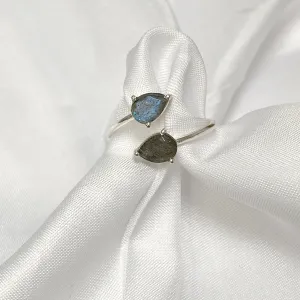 Sterling Silver Labradorite Crystal Teardrop Ring