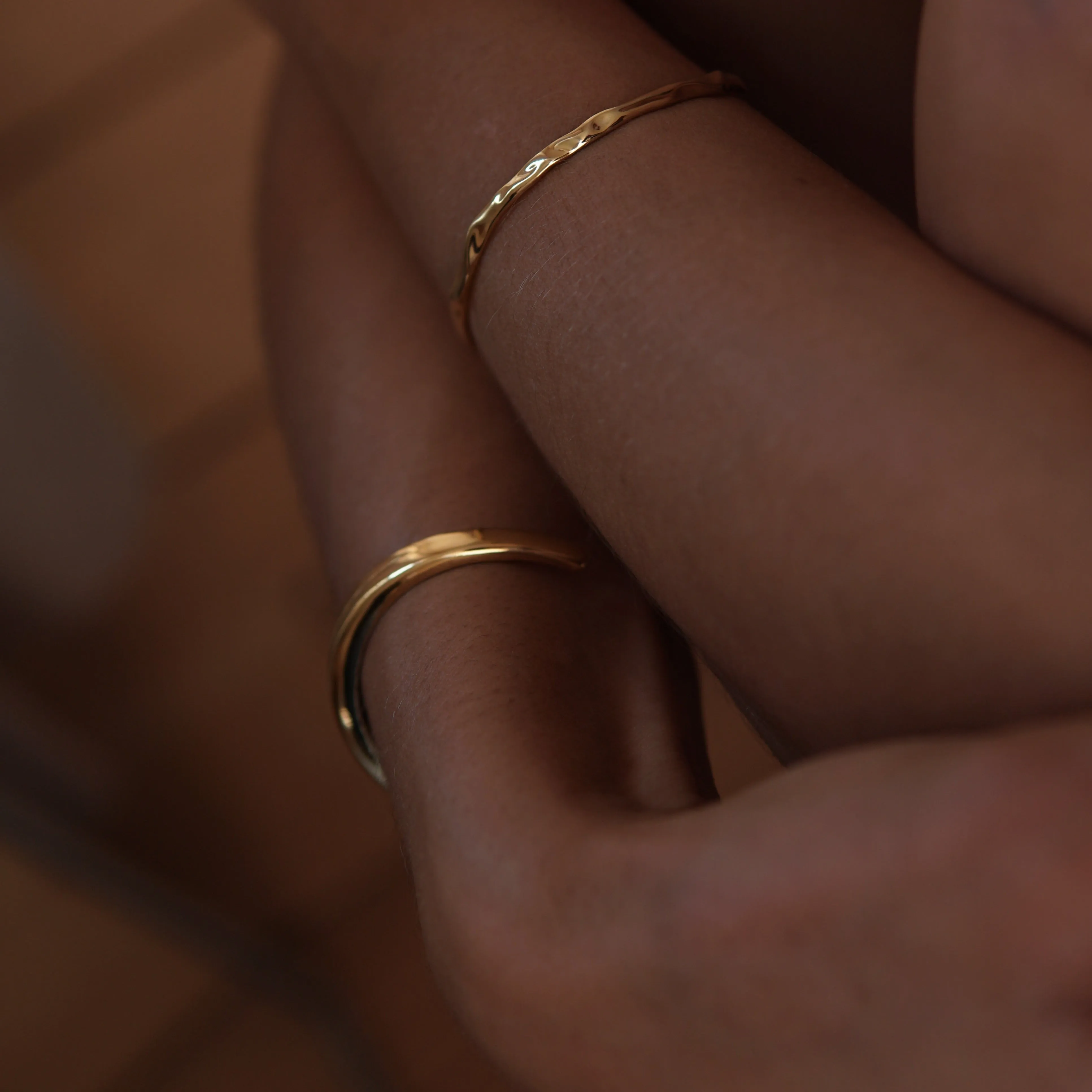 THE HARPER CUFF BRACELET - 18k gold vermeil